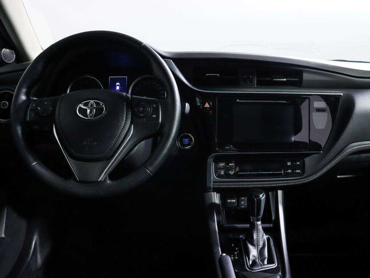 Toyota Corolla, 2018 Фото №9