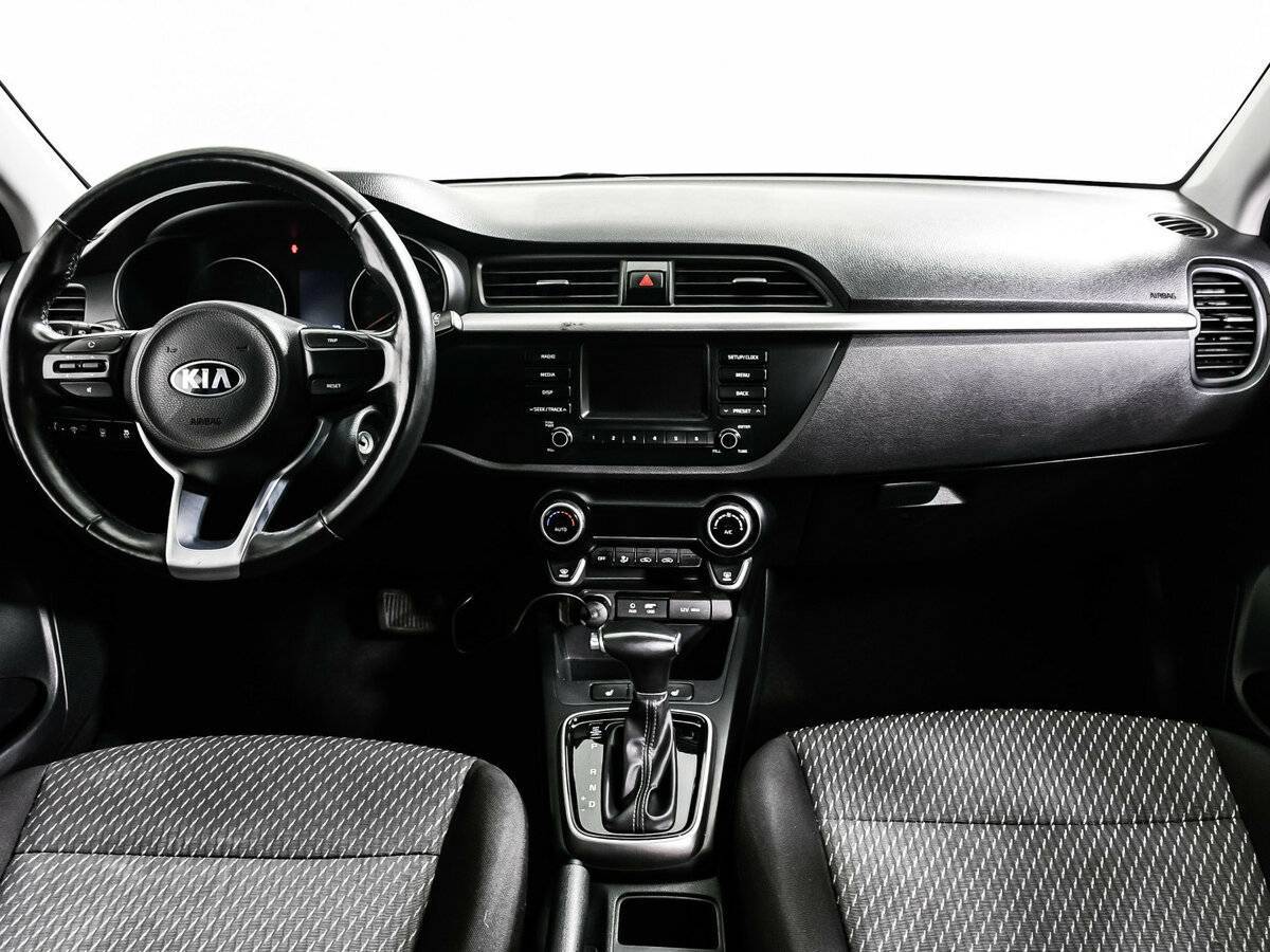 Kia Rio X-Line, 2019 Фото №11