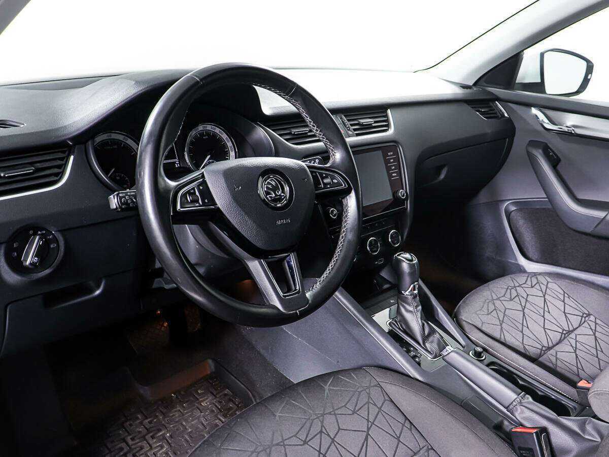 Skoda Octavia, 2020 Фото №12