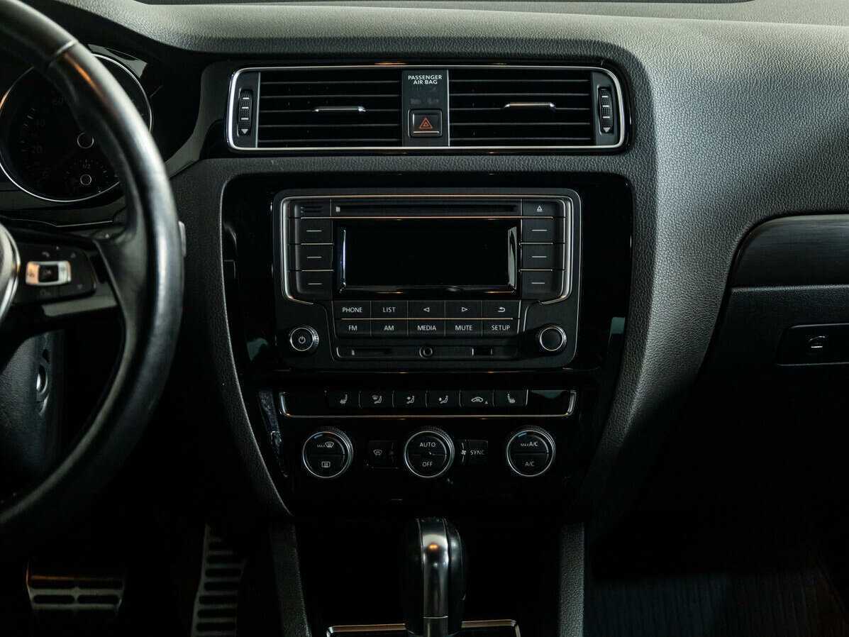 Volkswagen Jetta, 2016 Фото №13