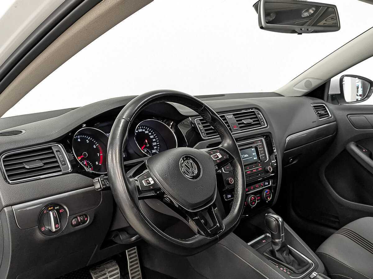 Volkswagen Jetta, 2016 Фото №15