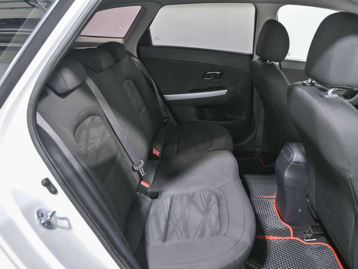 Kia Ceed, 2018 Фото №14