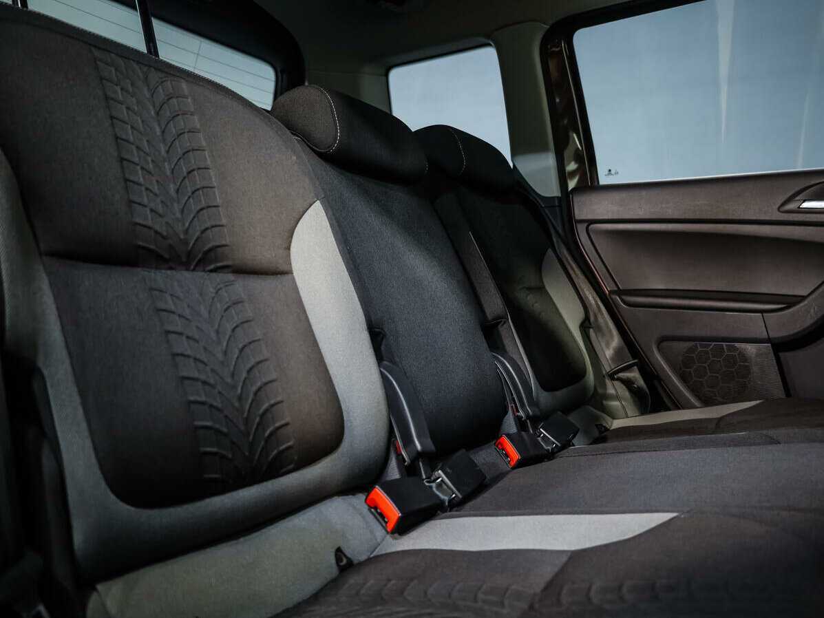 Skoda Yeti, 2015 Фото №12