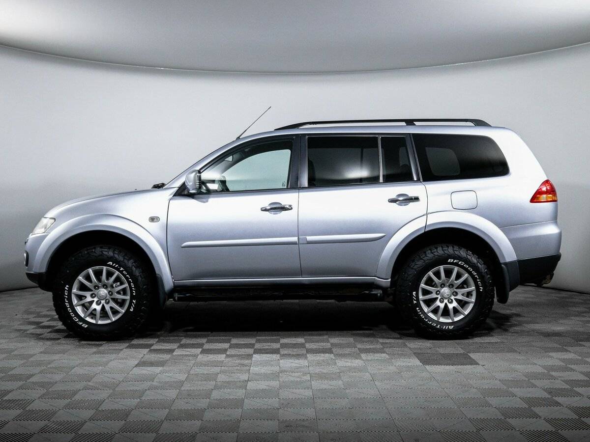 Mitsubishi Pajero Sport, 2013 Фото №8