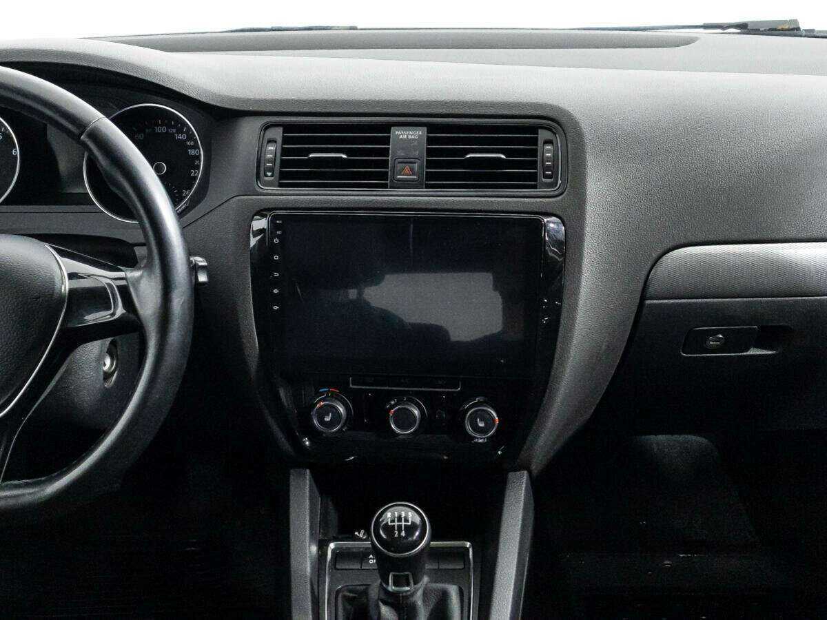 Volkswagen Jetta, 2015 Фото №14