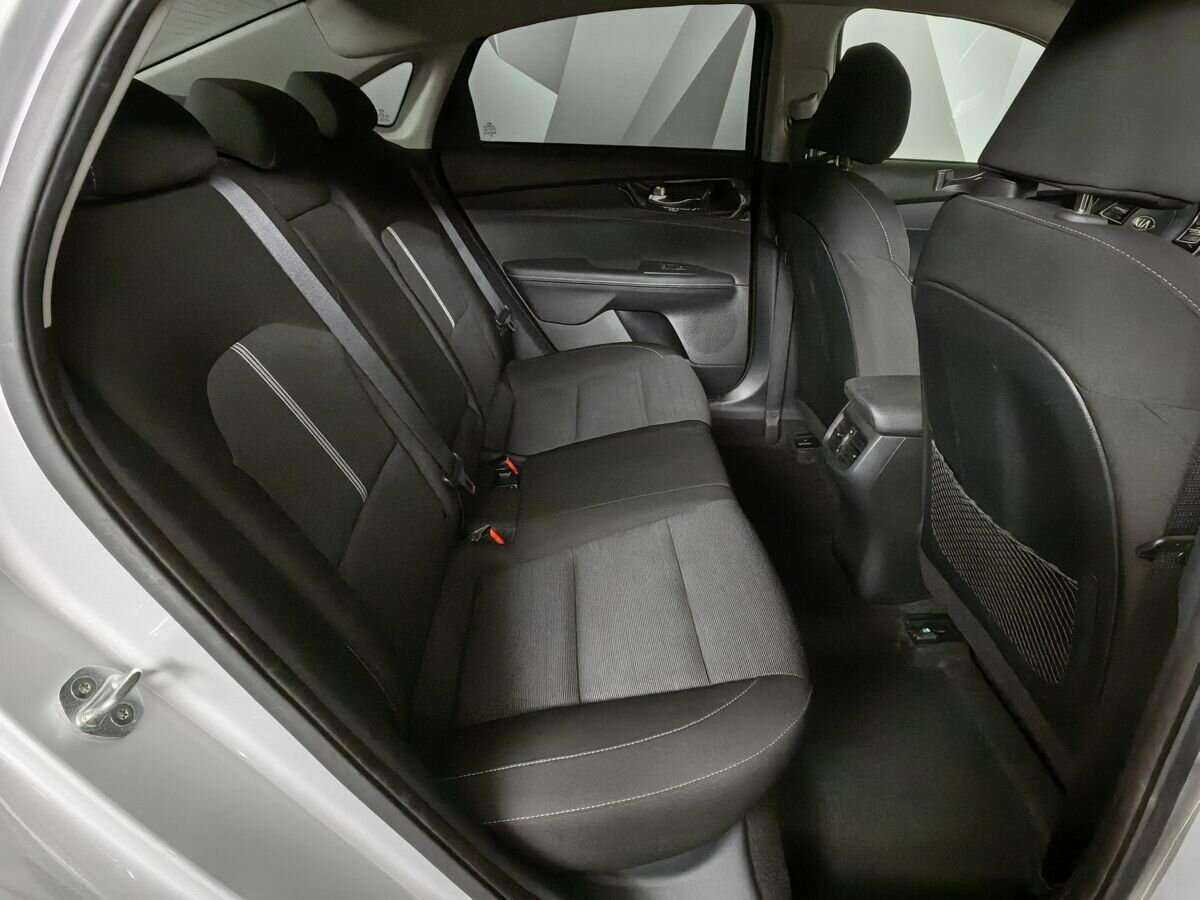 Kia Cerato, 2019 Фото №12