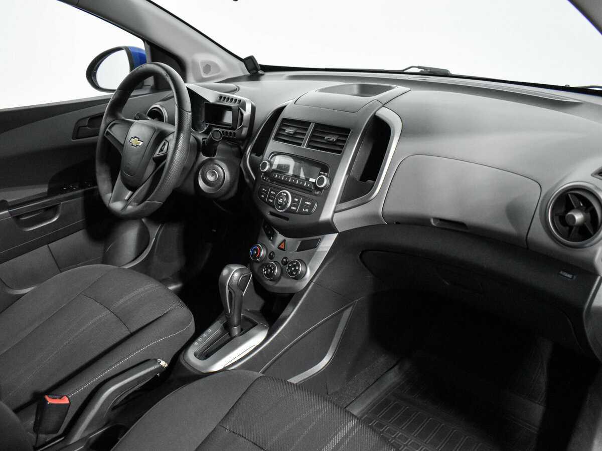 Chevrolet Aveo, 2012 Фото №13