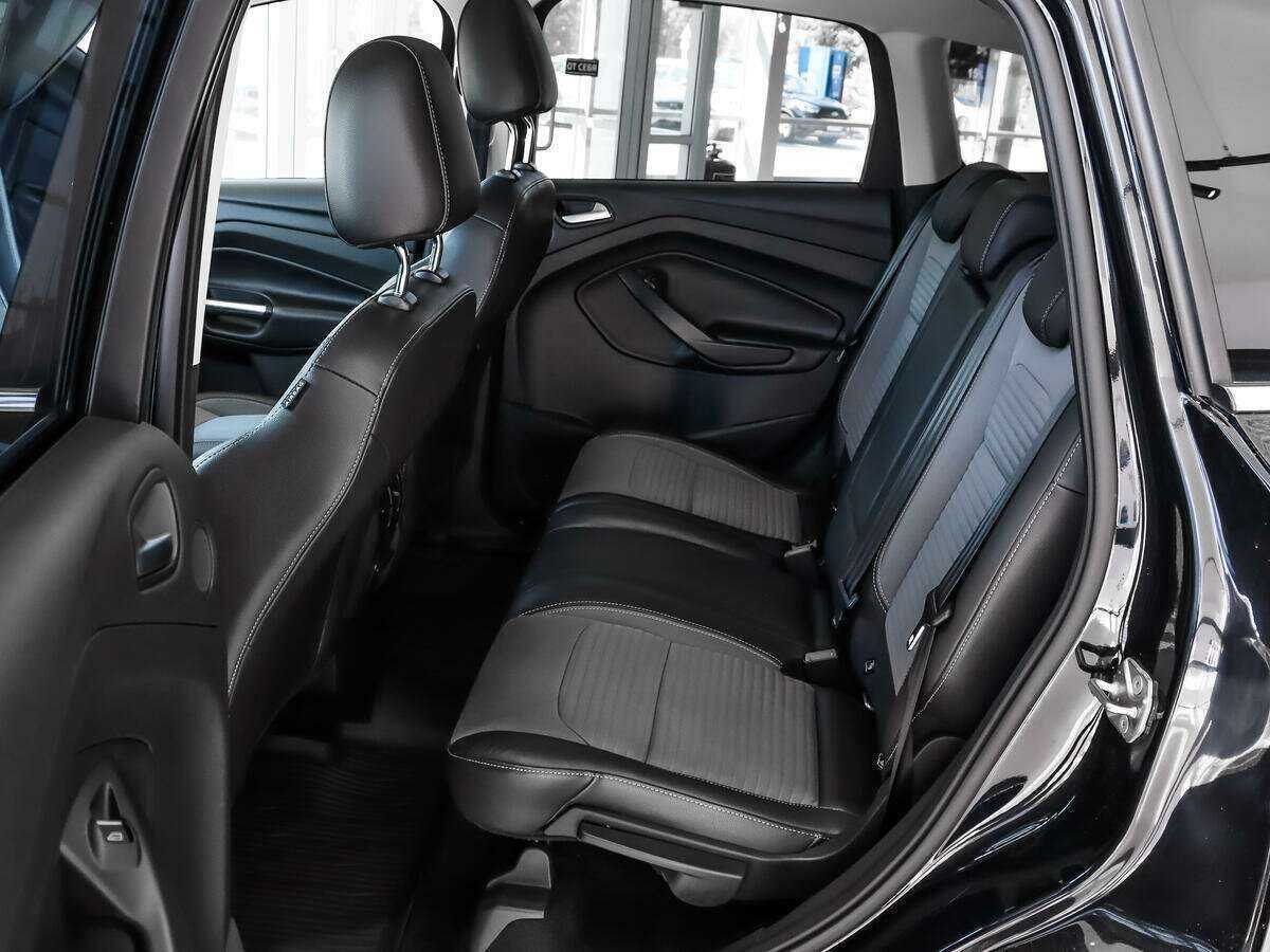 Ford Kuga, 2016 Фото №11