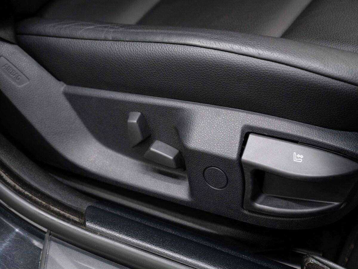 BMW 5 серии 528i, 2012 Фото №12