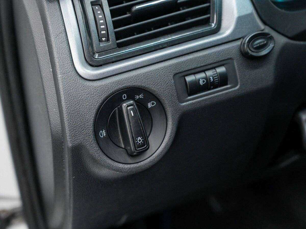 Skoda Rapid, 2017 Фото №20