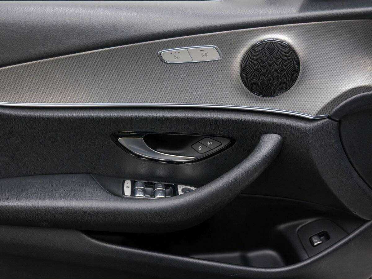 Mercedes-Benz E-Класс 200, 2017 Фото №18