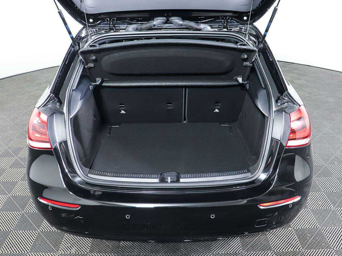 Mercedes-Benz A-Класс 200, 2019 Фото №9