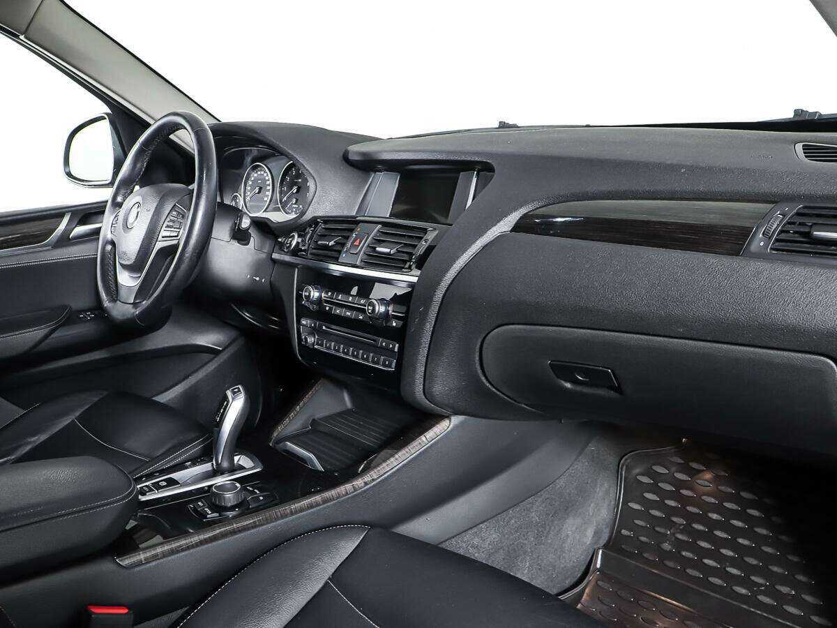 BMW X3 28i xDrive, 2014 Фото №9