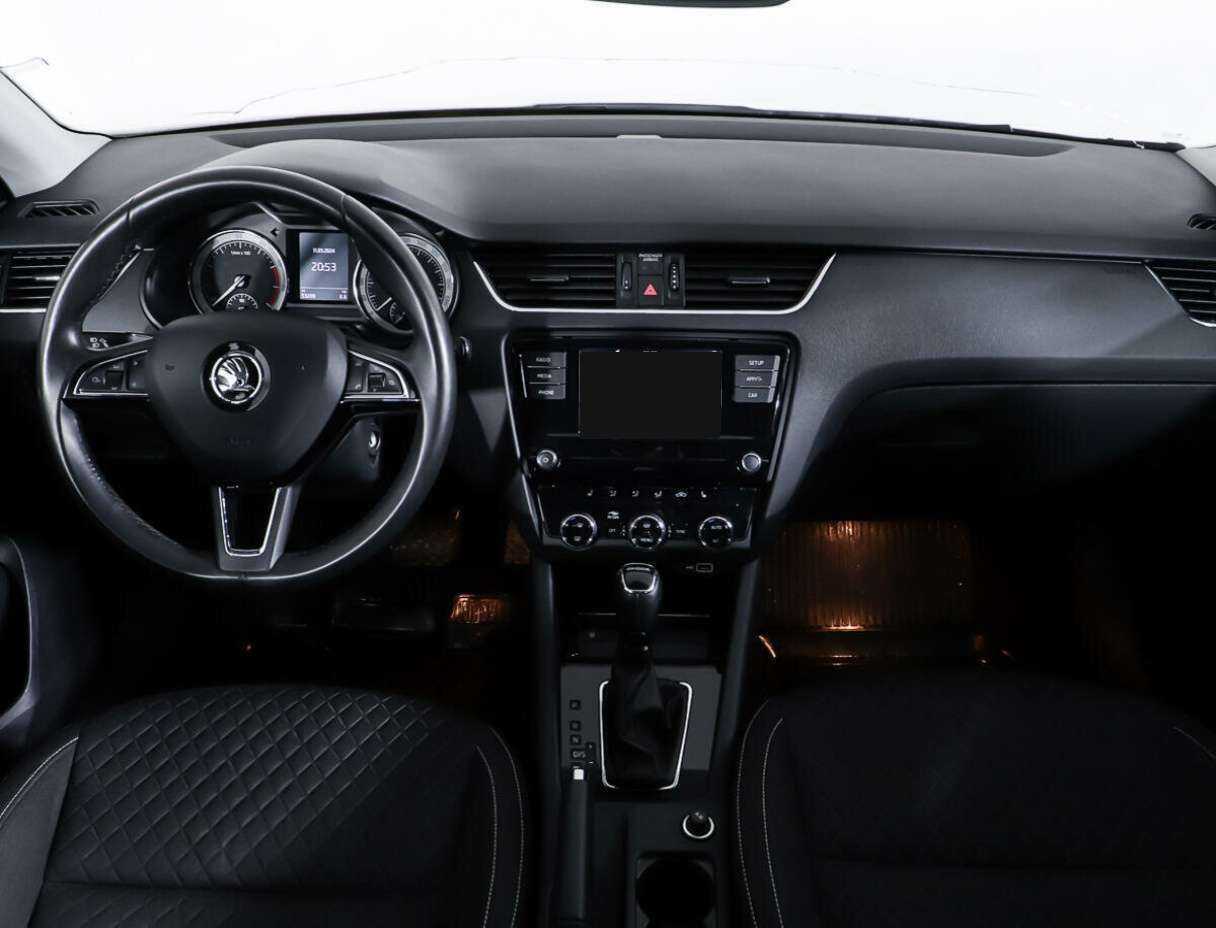 Skoda Octavia, 2018 Фото №12