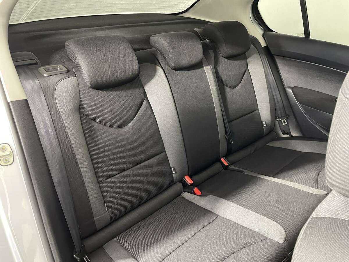 Peugeot 408, 2016 Фото №15