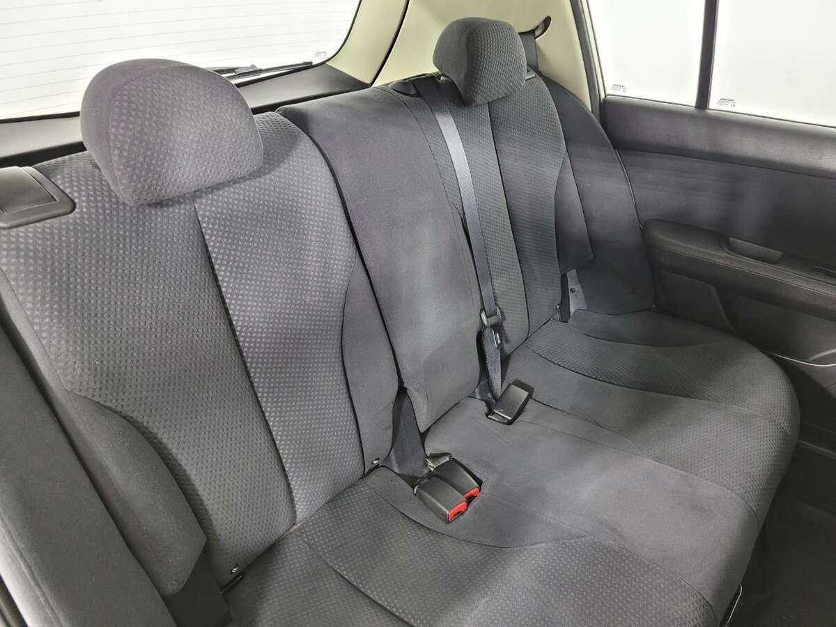 Nissan Tiida, 2013 Фото №15