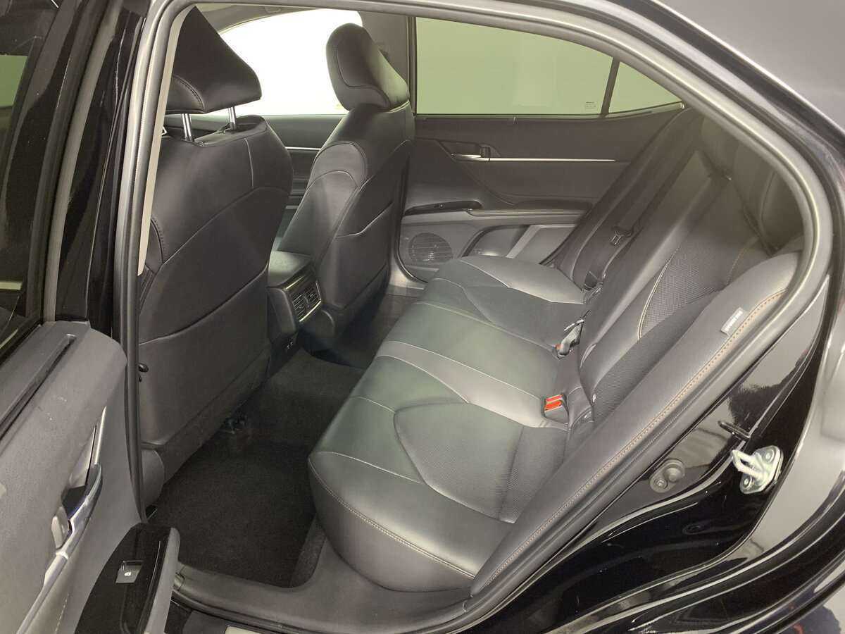 Toyota Camry, 2020 Фото №9