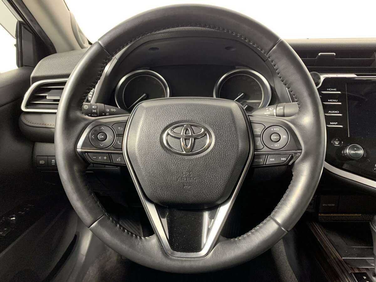 Toyota Camry, 2020 Фото №18