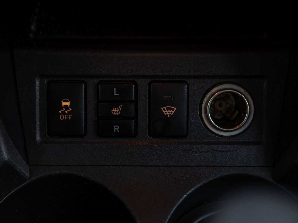 Toyota RAV4, 2012 Фото №13