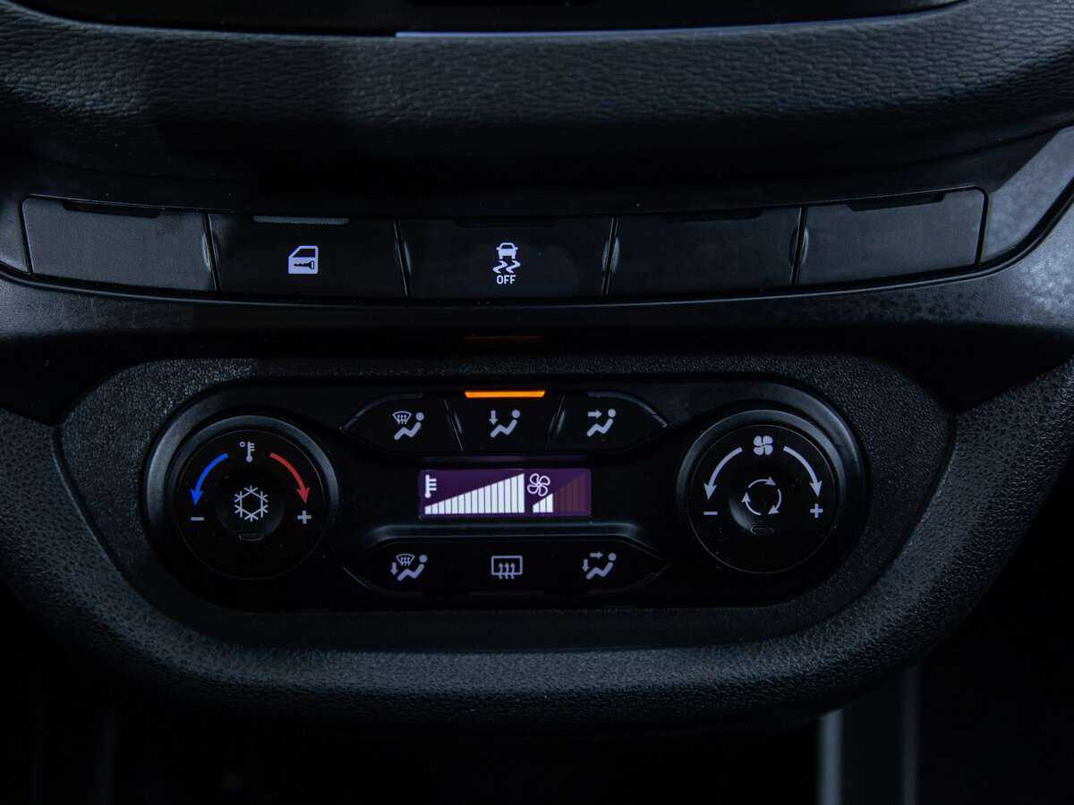 Lada (ВАЗ) Vesta SW, 2018 Фото №17