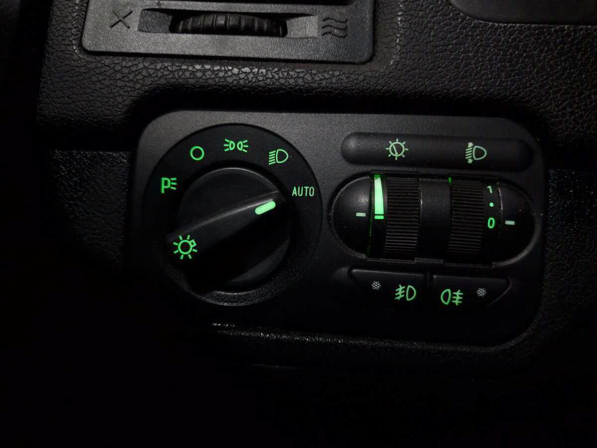 УАЗ Patriot, 2012 Фото №6