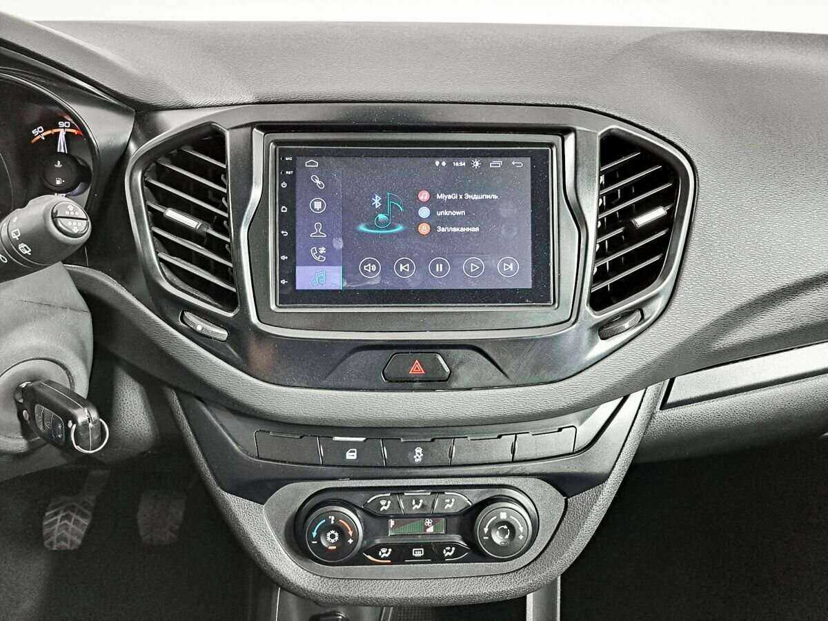 Lada (ВАЗ) Vesta SW, 2020 Фото №13