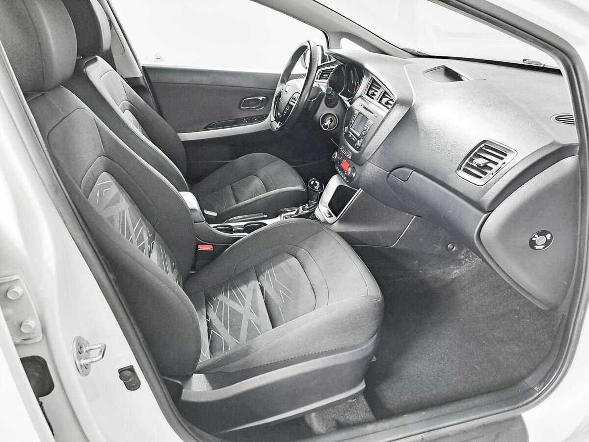 Kia Ceed, 2018 Фото №8