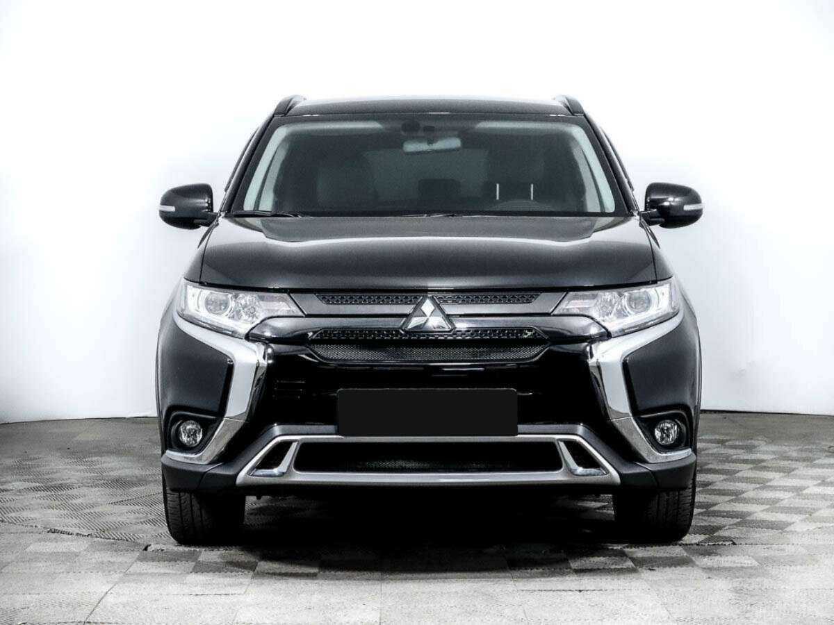 Mitsubishi Outlander, 2022 - 27 500 км. | Фото №2