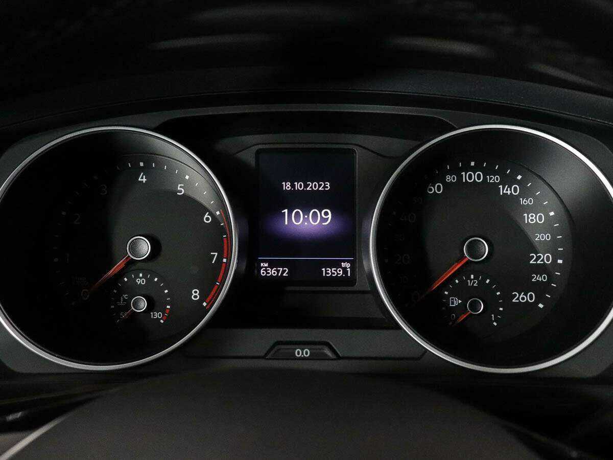 Volkswagen Tiguan, 2020 Фото №6