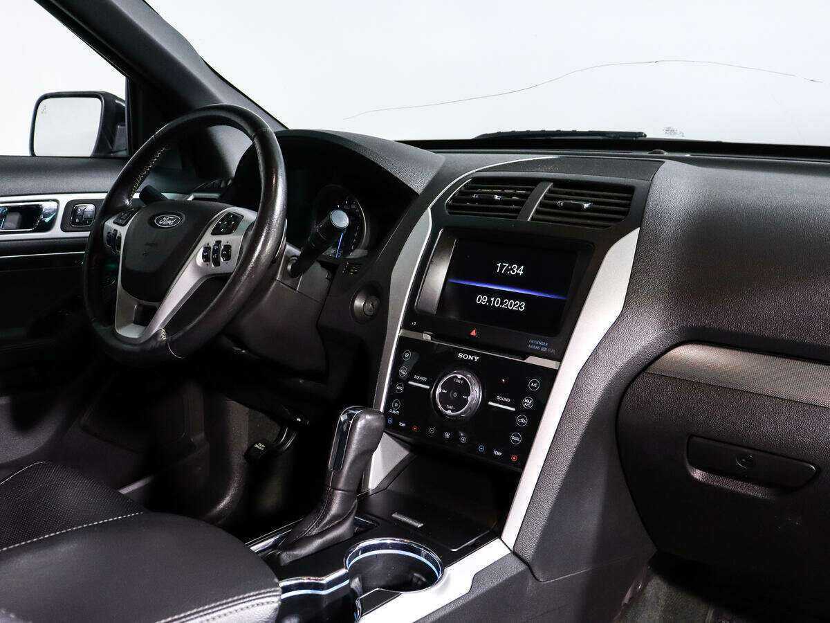 Ford Explorer Sport, 2014 Фото №9