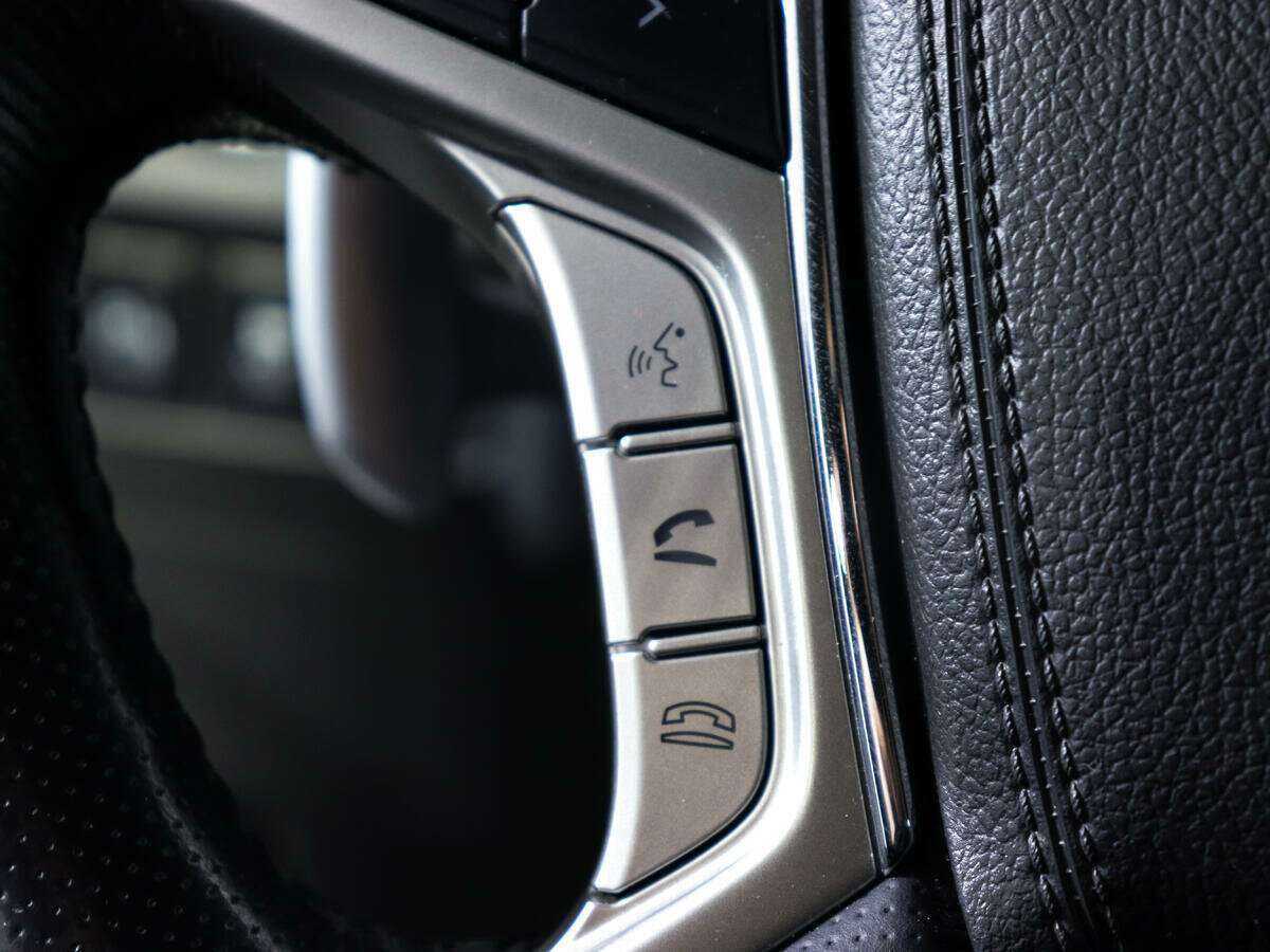 Mitsubishi Pajero Sport, 2018 Фото №23