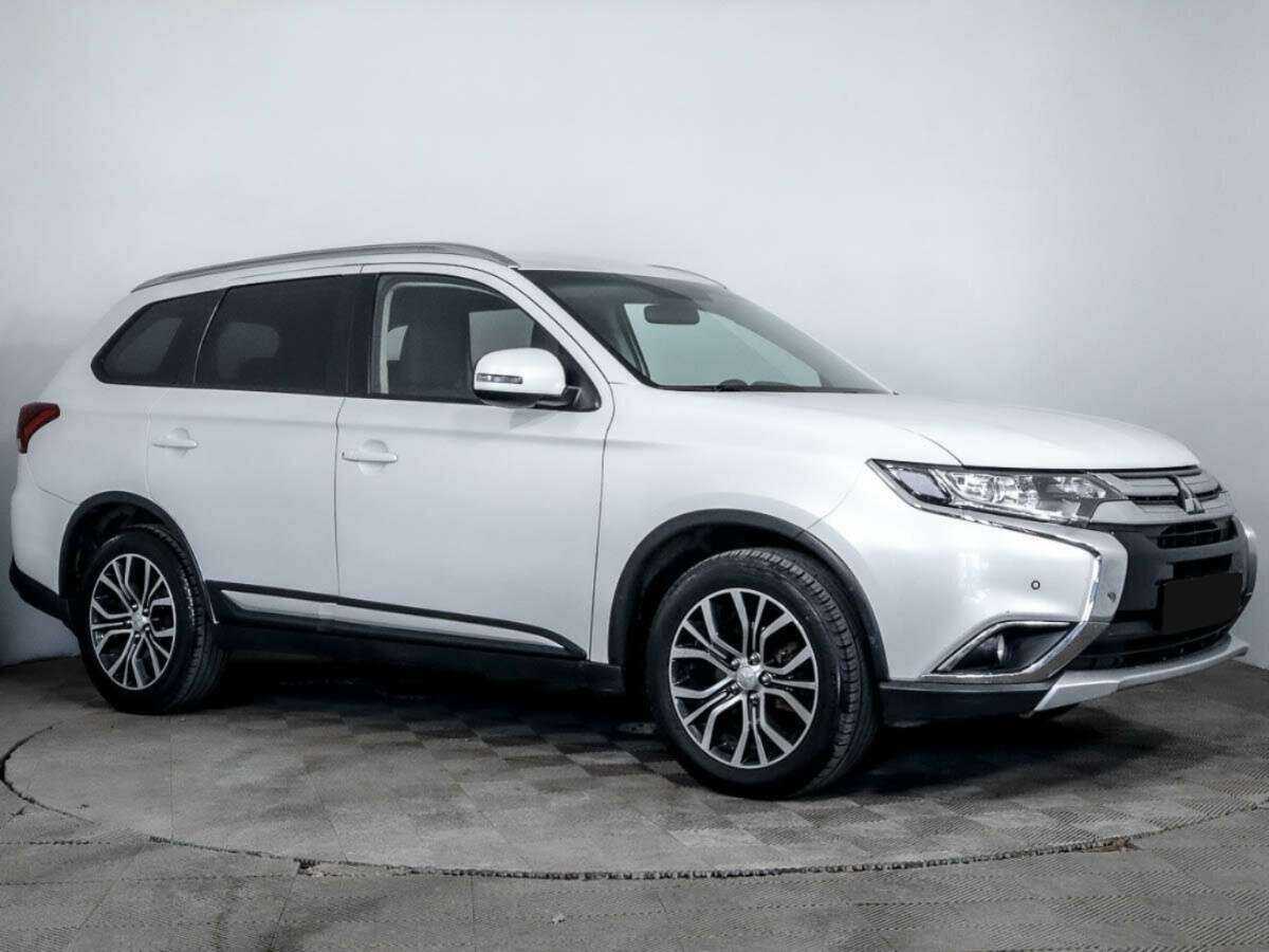 Mitsubishi Outlander, 2018 - 38 958 км. | Фото №3