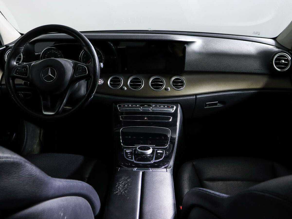 Mercedes-Benz E-Класс 200, 2016 Фото №11