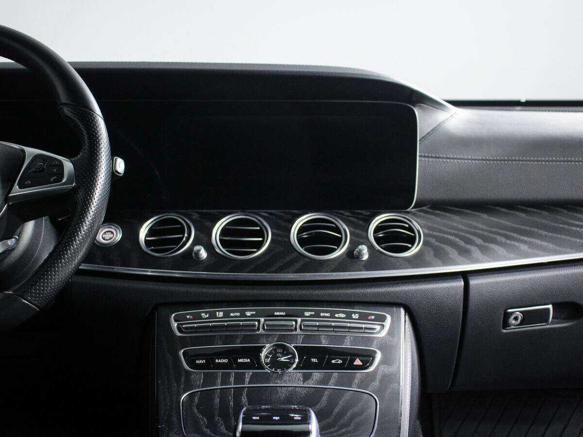 Mercedes-Benz E-Класс 200, 2017 Фото №10
