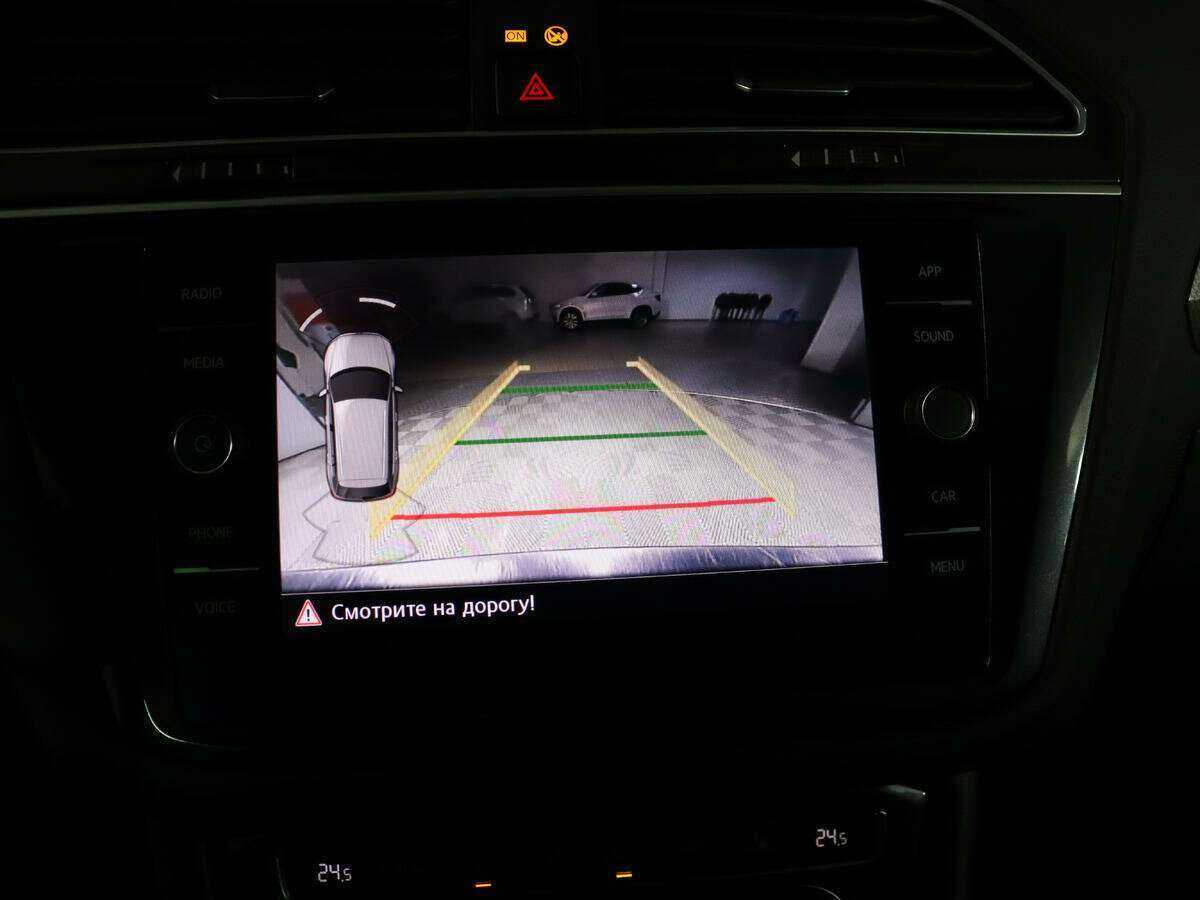 Volkswagen Tiguan, 2018 Фото №20