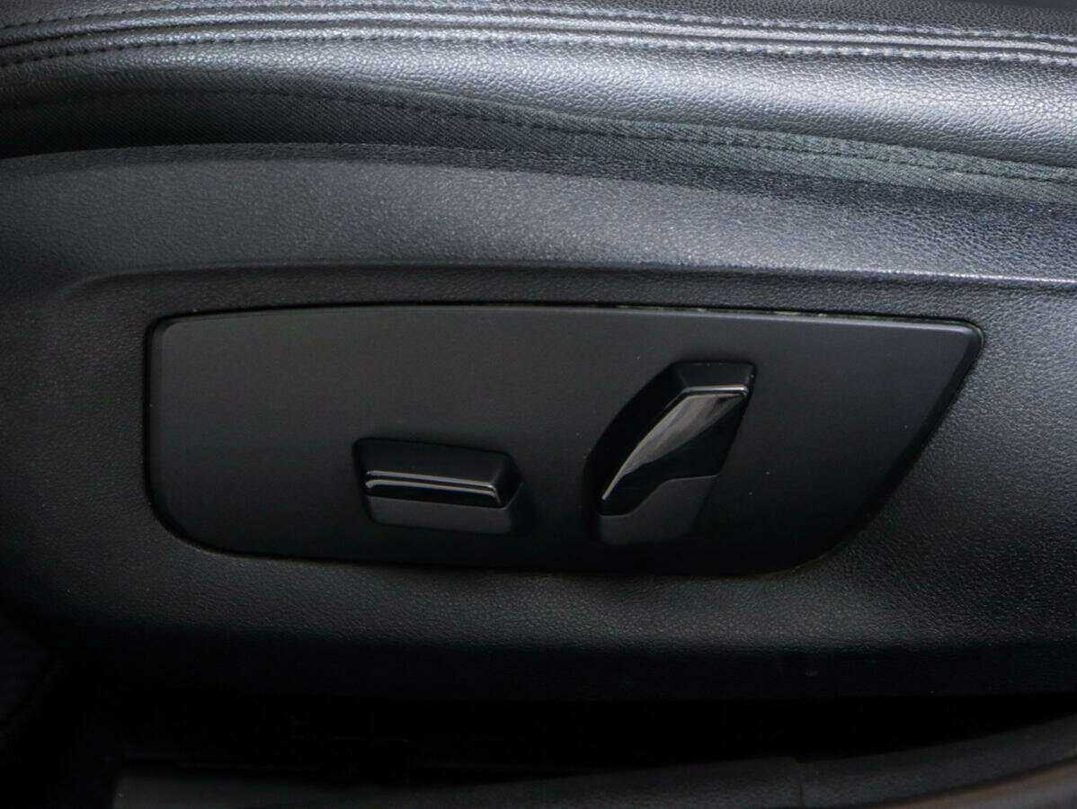 BMW 5 серии 520d xDrive, 2018 Фото №14