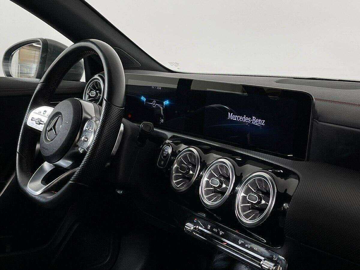 Mercedes-Benz CLA 200, 2021 Фото №10