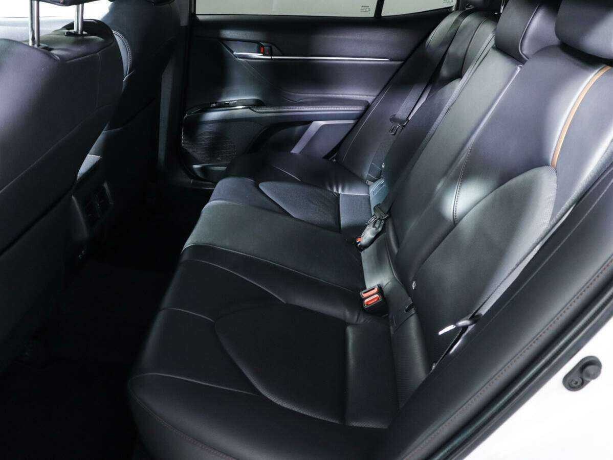 Toyota Camry, 2018 - 121 517 км. | Фото №7