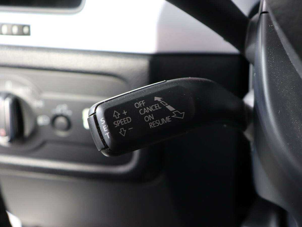 Volkswagen Touareg, 2012 Фото №13