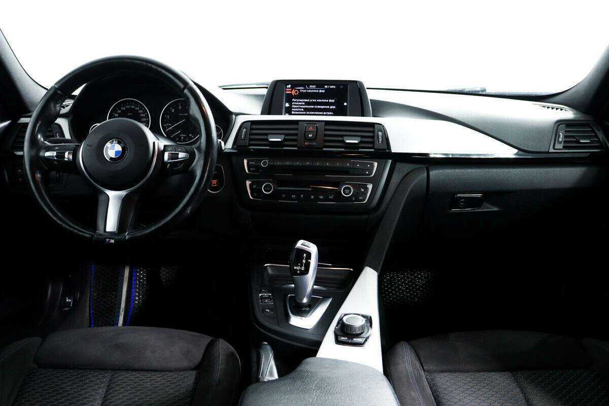 BMW 3 серии 320i xDrive, 2015 Фото №11
