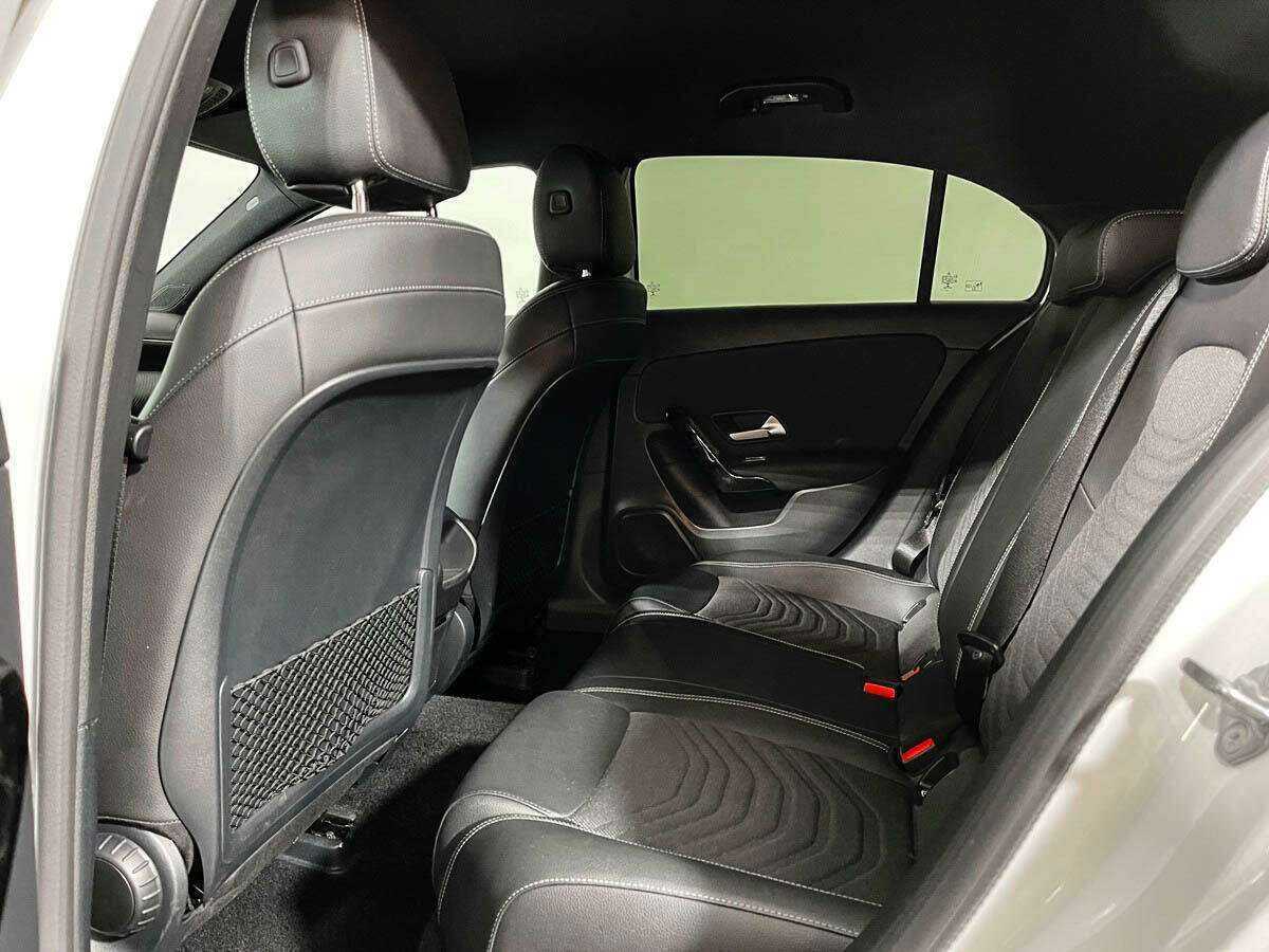 Mercedes-Benz A-Класс 200, 2018 Фото №10