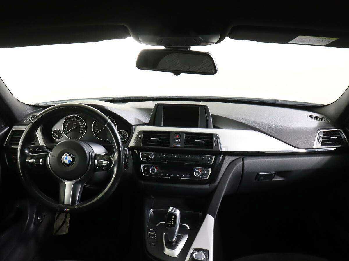 BMW 3 серии 320i xDrive, 2016 Фото №10