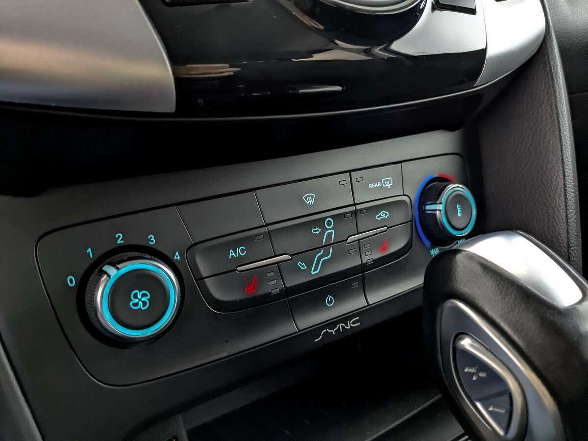 Ford Focus, 2017 Фото №17