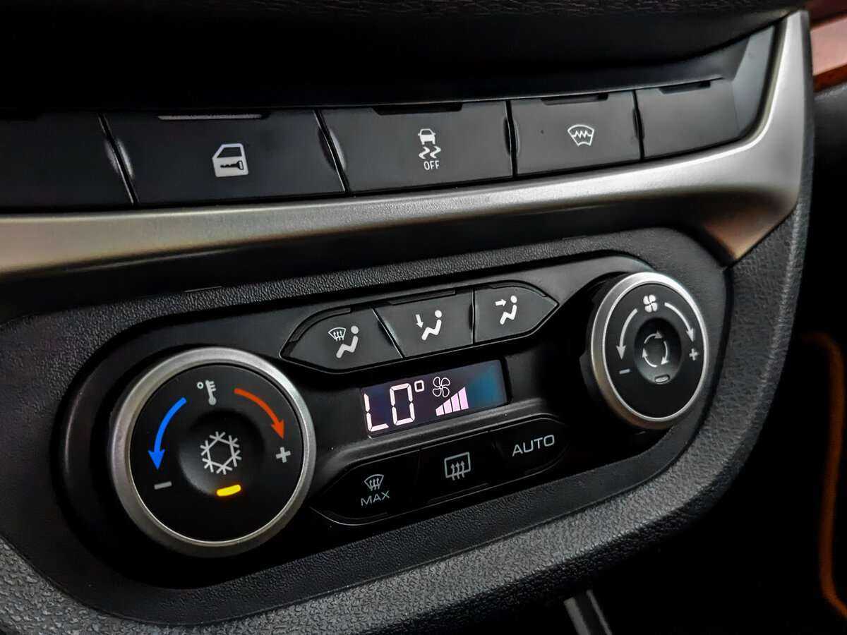 Lada (ВАЗ) Vesta SW Cross, 2019 Фото №22