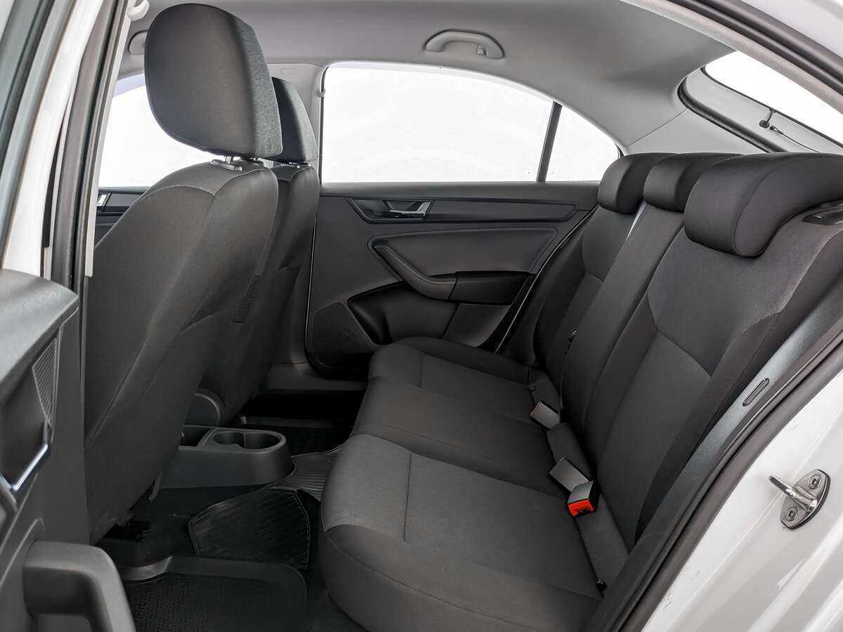 Skoda Rapid, 2017 Фото №10