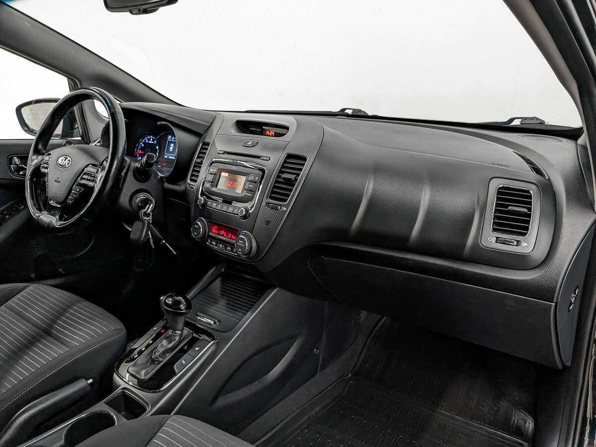 Kia Cerato, 2017 Фото №13