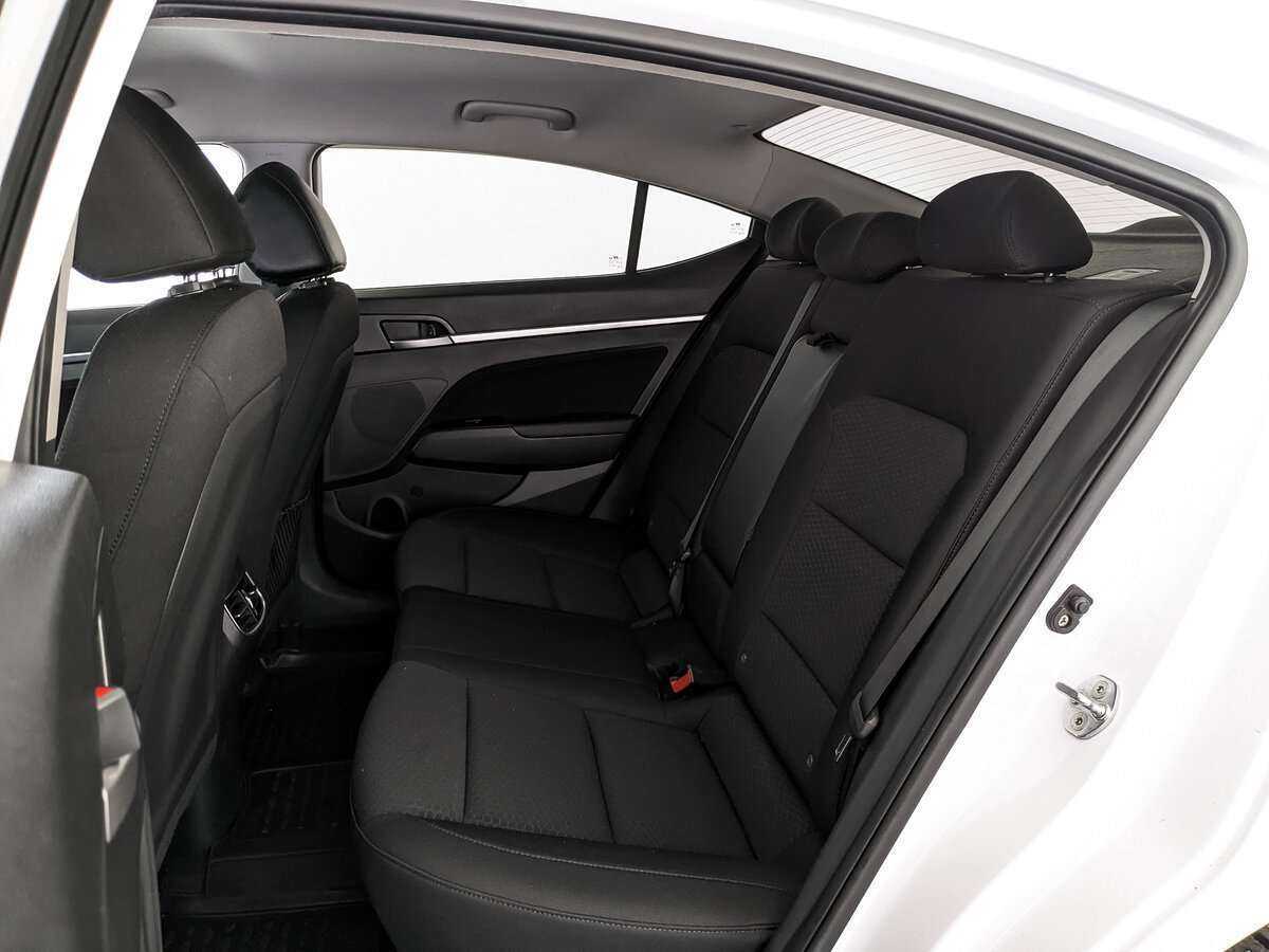 Hyundai Elantra, 2020 Фото №14