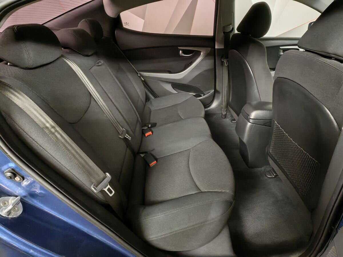 Hyundai Elantra, 2015 Фото №12