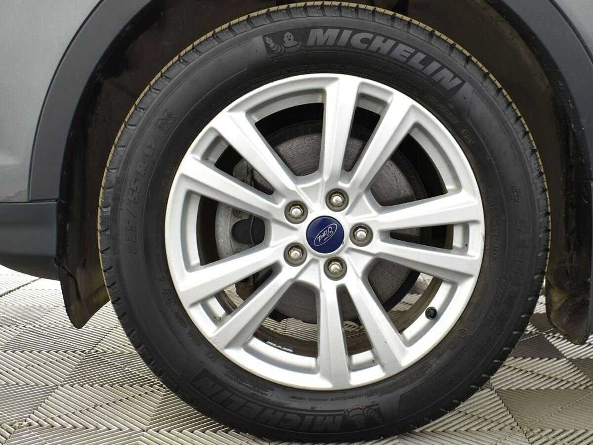 Ford Kuga, 2017 Фото №8