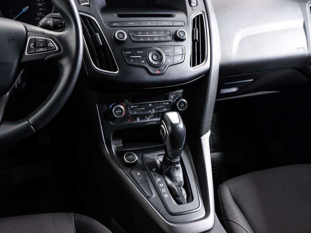 Ford Focus, 2019 Фото №11